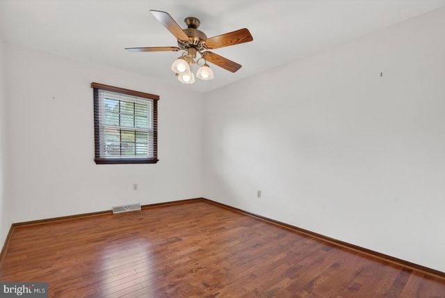 426 SIOUX DR, Mechanicsburg, PA 17050