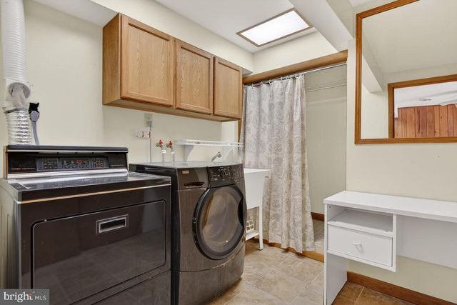 426 SIOUX DR, Mechanicsburg, PA 17050
