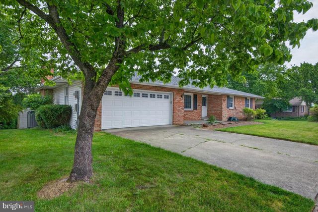 426 SIOUX DR, Mechanicsburg, PA 17050