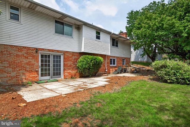 426 SIOUX DR, Mechanicsburg, PA 17050
