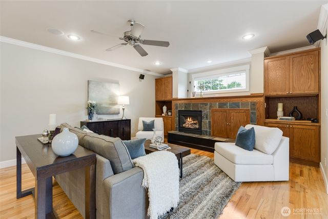 3322 Garden Court N, Renton, WA 98056