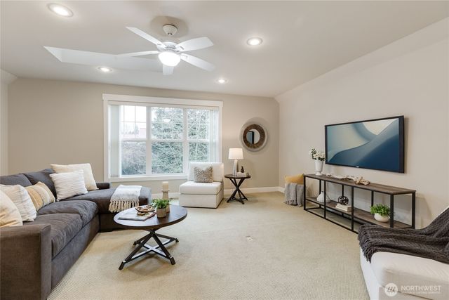 3322 Garden Court N, Renton, WA 98056