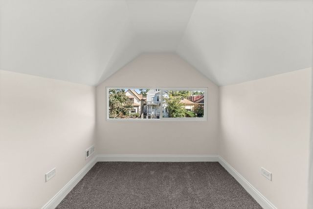 8950 S Lowe Avenue, Chicago, IL 60620
