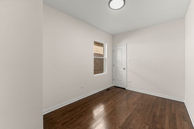 8950 S Lowe Avenue, Chicago, IL 60620
