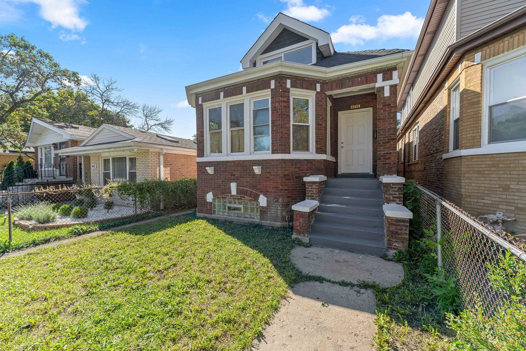 8950 S Lowe Avenue, Chicago, IL 60620 — photo 2