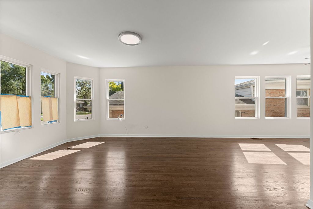 8950 S Lowe Avenue, Chicago, IL 60620 — photo 3