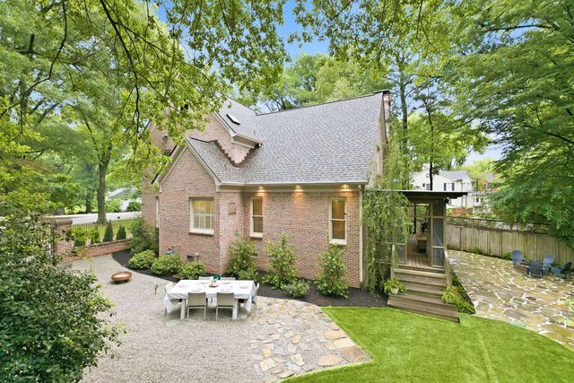 3557 S GALLOWAY DR, Memphis, TN 38111