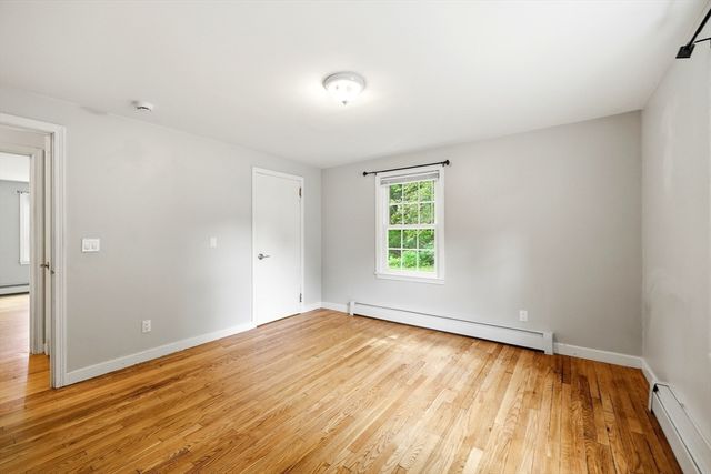 130 Connecticut Ave, Springfield, MA 01104