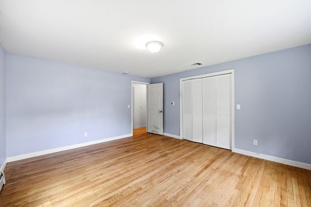 130 Connecticut Ave, Springfield, MA 01104