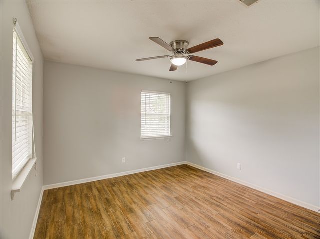 2101 Sycamore Place, Springdale, AR 72762