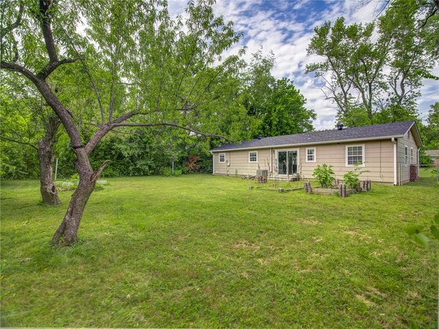 2101 Sycamore Place, Springdale, AR 72762