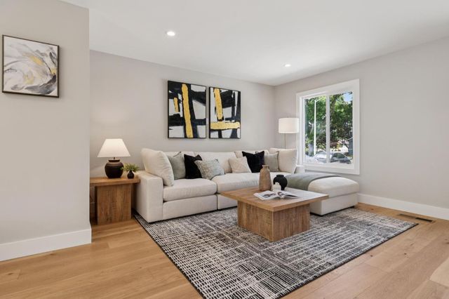 935 Circle Drive, Santa Clara, CA 95050