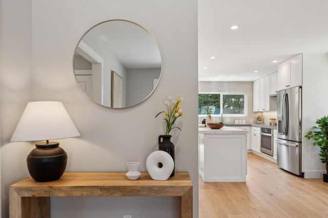 935 Circle Drive, Santa Clara, CA 95050
