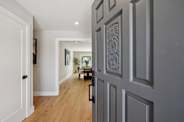 935 Circle Drive, Santa Clara, CA 95050