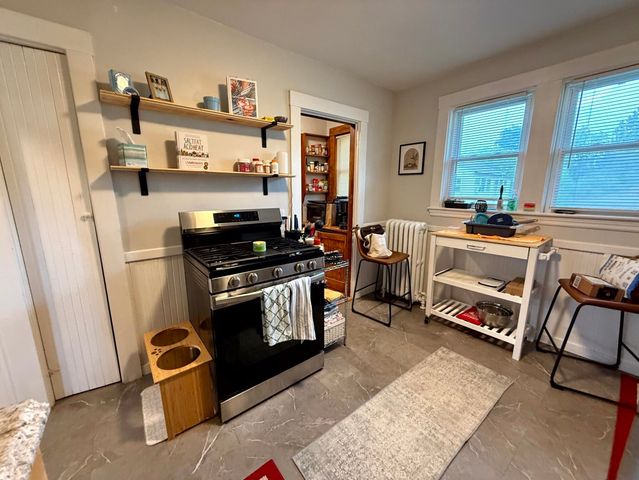 666 Belmont St 2, Watertown, MA 02472