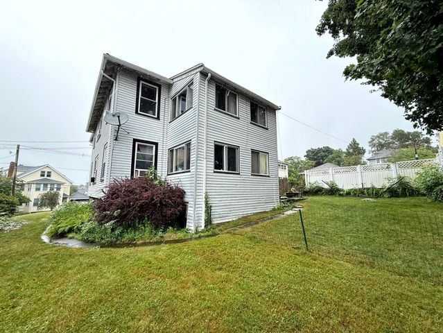 666 Belmont St 2, Watertown, MA 02472