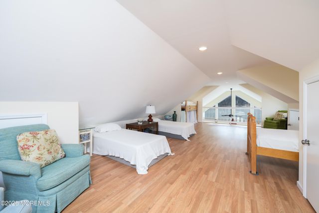 142 Black Point Road H9, Rumson, NJ 07760