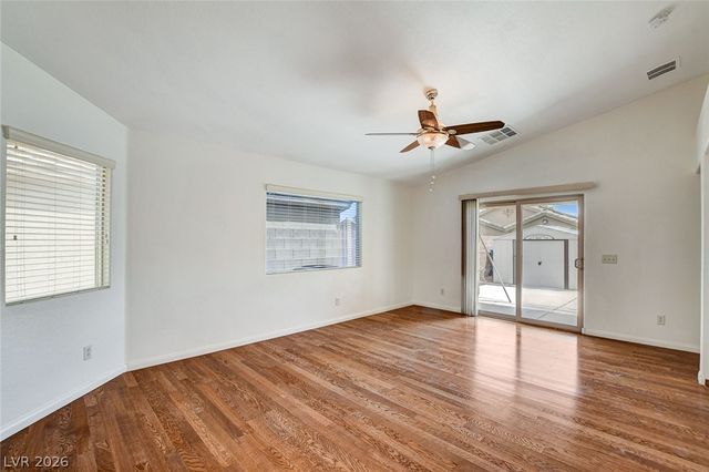 5707 Great Eagle Court, Las Vegas, NV 89122