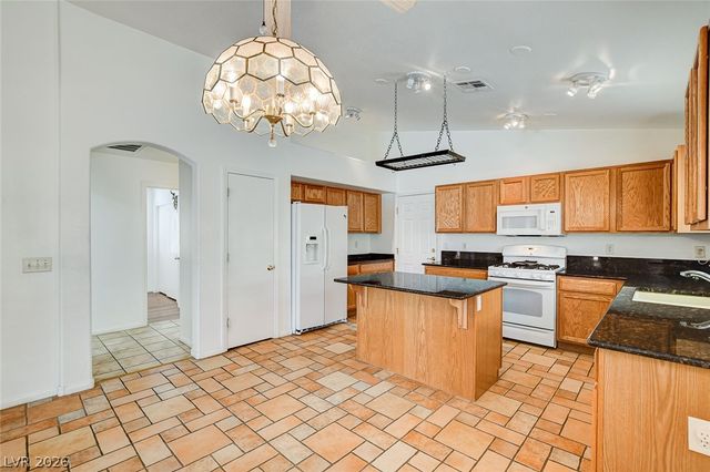 5707 Great Eagle Court, Las Vegas, NV 89122