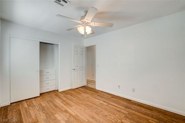 5707 Great Eagle Court, Las Vegas, NV 89122