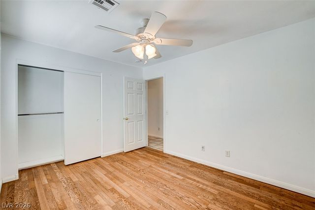 5707 Great Eagle Court, Las Vegas, NV 89122