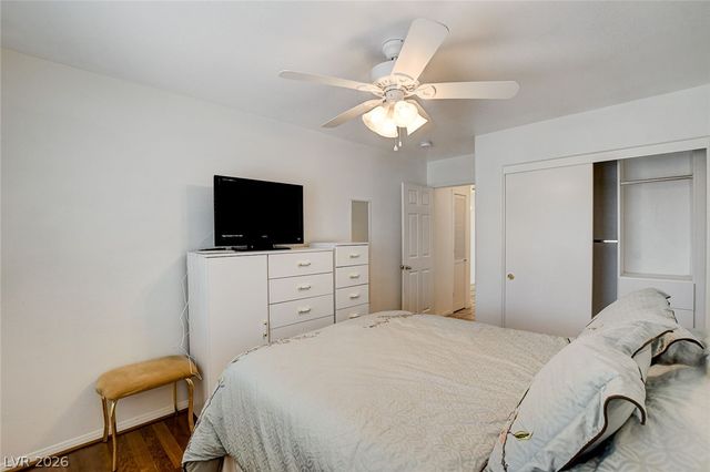 5707 Great Eagle Court, Las Vegas, NV 89122