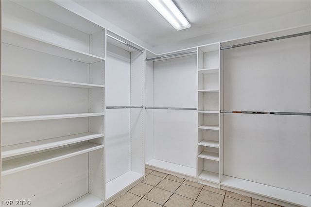 5707 Great Eagle Court, Las Vegas, NV 89122
