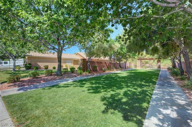 5707 Great Eagle Court, Las Vegas, NV 89122