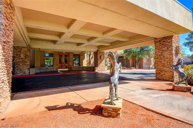 5707 Great Eagle Court, Las Vegas, NV 89122