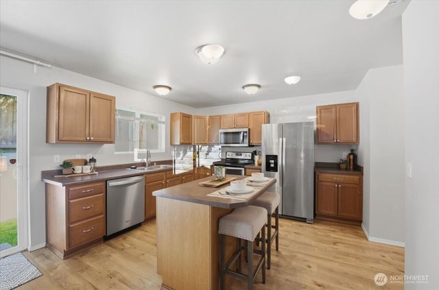 2203 116th Drive SE, Lake Stevens, WA 98258