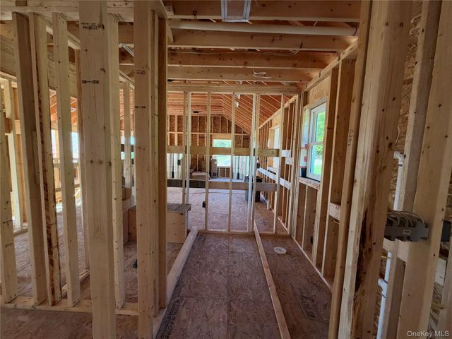 563 Old Mountain Road, Otisville, NY 10963
