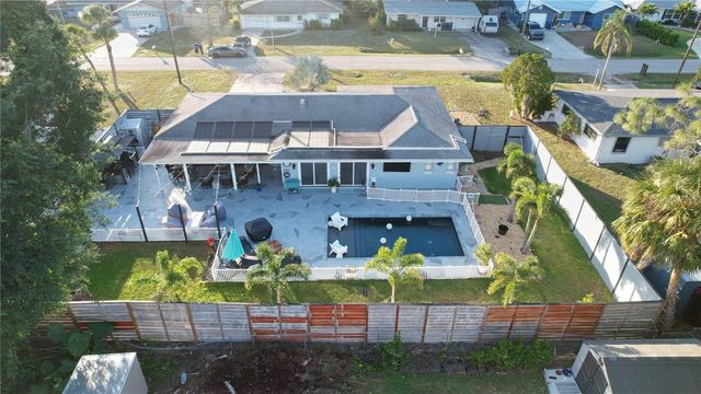 3233 TEAL AVENUE, Sarasota, FL 34232