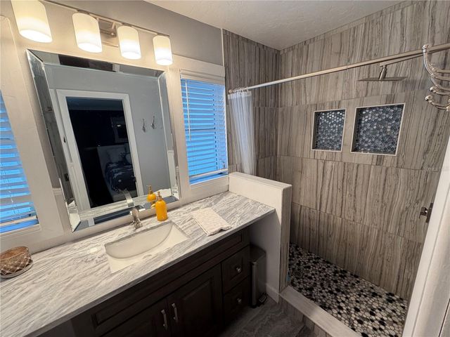 3233 TEAL AVENUE, Sarasota, FL 34232