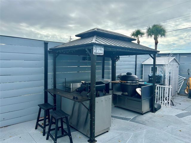 3233 TEAL AVENUE, Sarasota, FL 34232