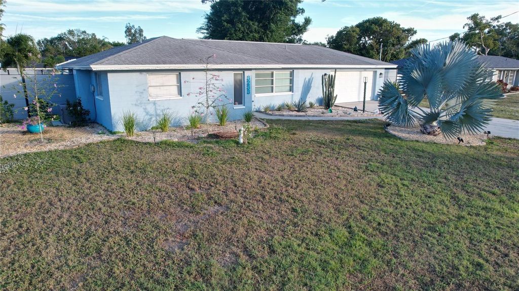 3233 TEAL AVENUE, Sarasota, FL 34232