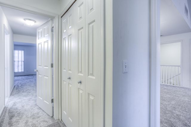 28471 Carlton Way Drive 92, Novi City, MI 48375