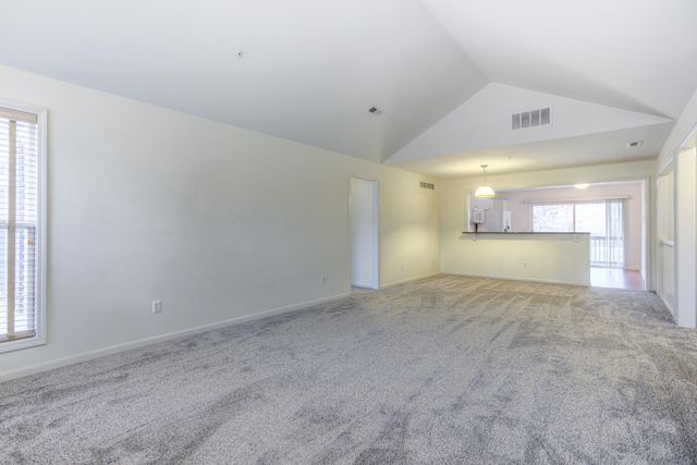 28471 Carlton Way Drive 92, Novi City, MI 48375