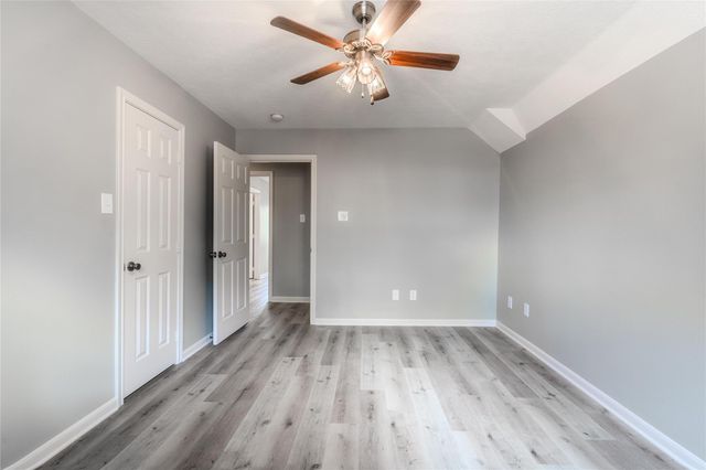 5938 Theall Road, Houston, TX 77066