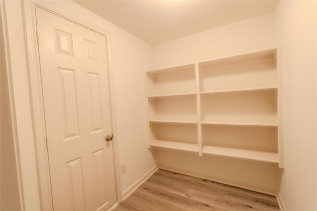 5938 Theall Road, Houston, TX 77066