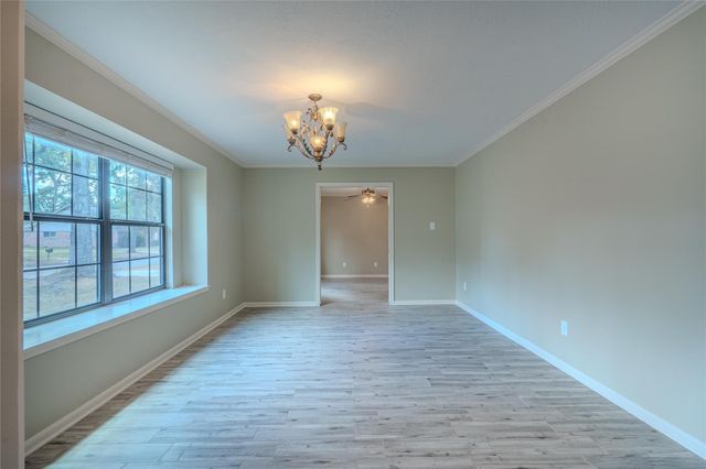 5938 Theall Road, Houston, TX 77066