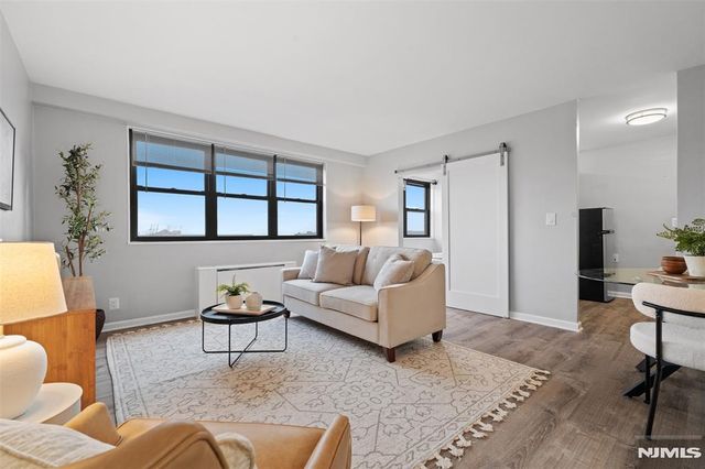 1225 John F Kennedy 9H, Bayonne, NJ 07002