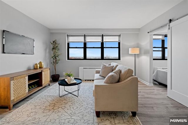 1225 John F Kennedy 9H, Bayonne, NJ 07002