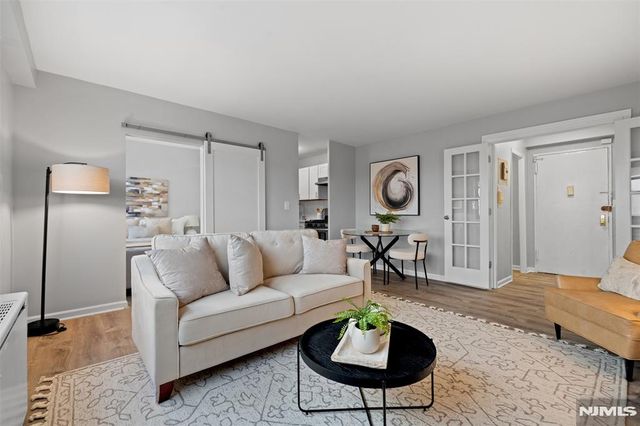 1225 John F Kennedy 9H, Bayonne, NJ 07002