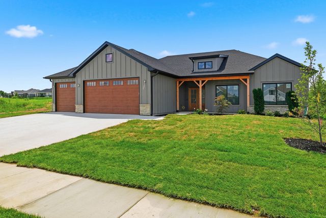 4608 CHAMBERS BAY DR, Columbia, MO 65201