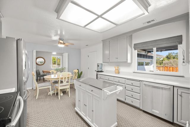 1251 Christian Valley Rd, Auburn, CA 95602