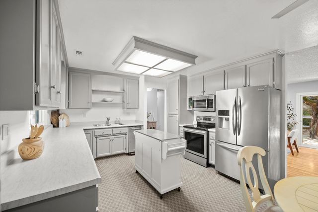 1251 Christian Valley Rd, Auburn, CA 95602