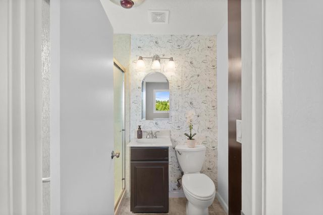 1251 Christian Valley Rd, Auburn, CA 95602