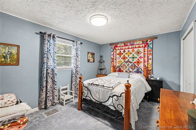 13305 Reisert Road NE, Palmyra, IN 47164