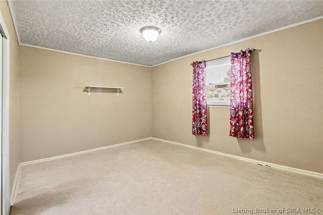 13305 Reisert Road NE, Palmyra, IN 47164