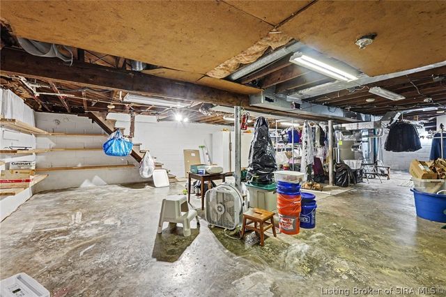 13305 Reisert Road NE, Palmyra, IN 47164